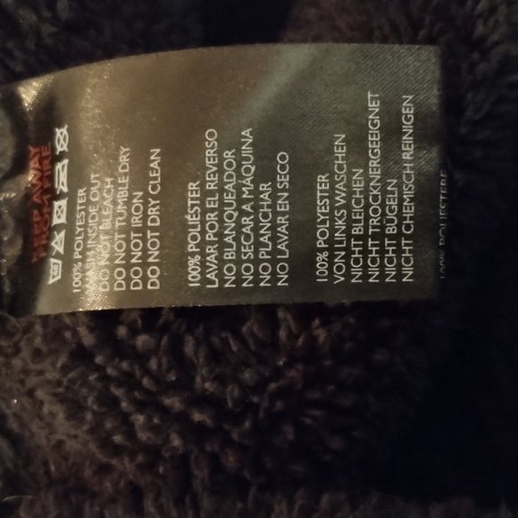 BDG fuzzy cropped fleece sweatshirt - Picture 5 of 5